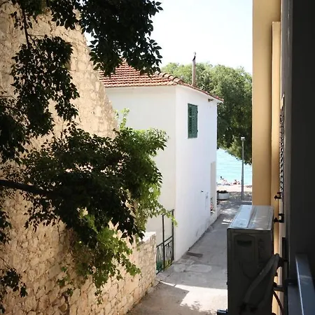 Apartments By The Sea Drvenik Donja Vala, Makarska - 6658 Exterior photo