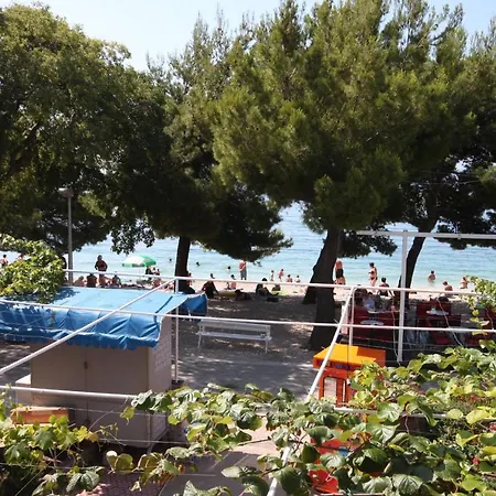 Apartments By The Sea Drvenik Donja Vala, Makarska - 6658 Exterior photo